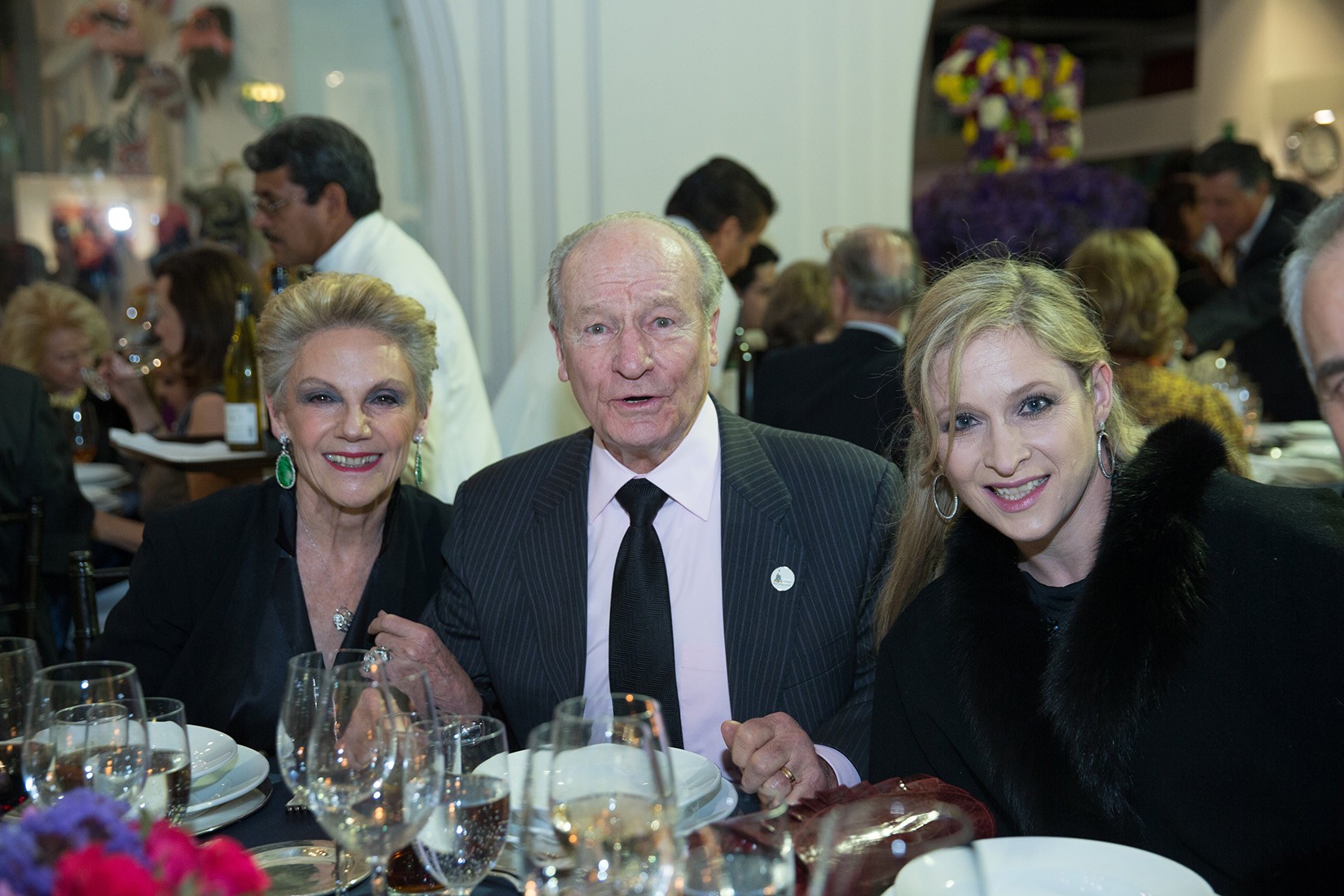 Antonio Cosío, Monchita Cosío y Patricia Gout de caballero en la cena del Décimo Aniversario del MAP.  (Foto: RSVP).