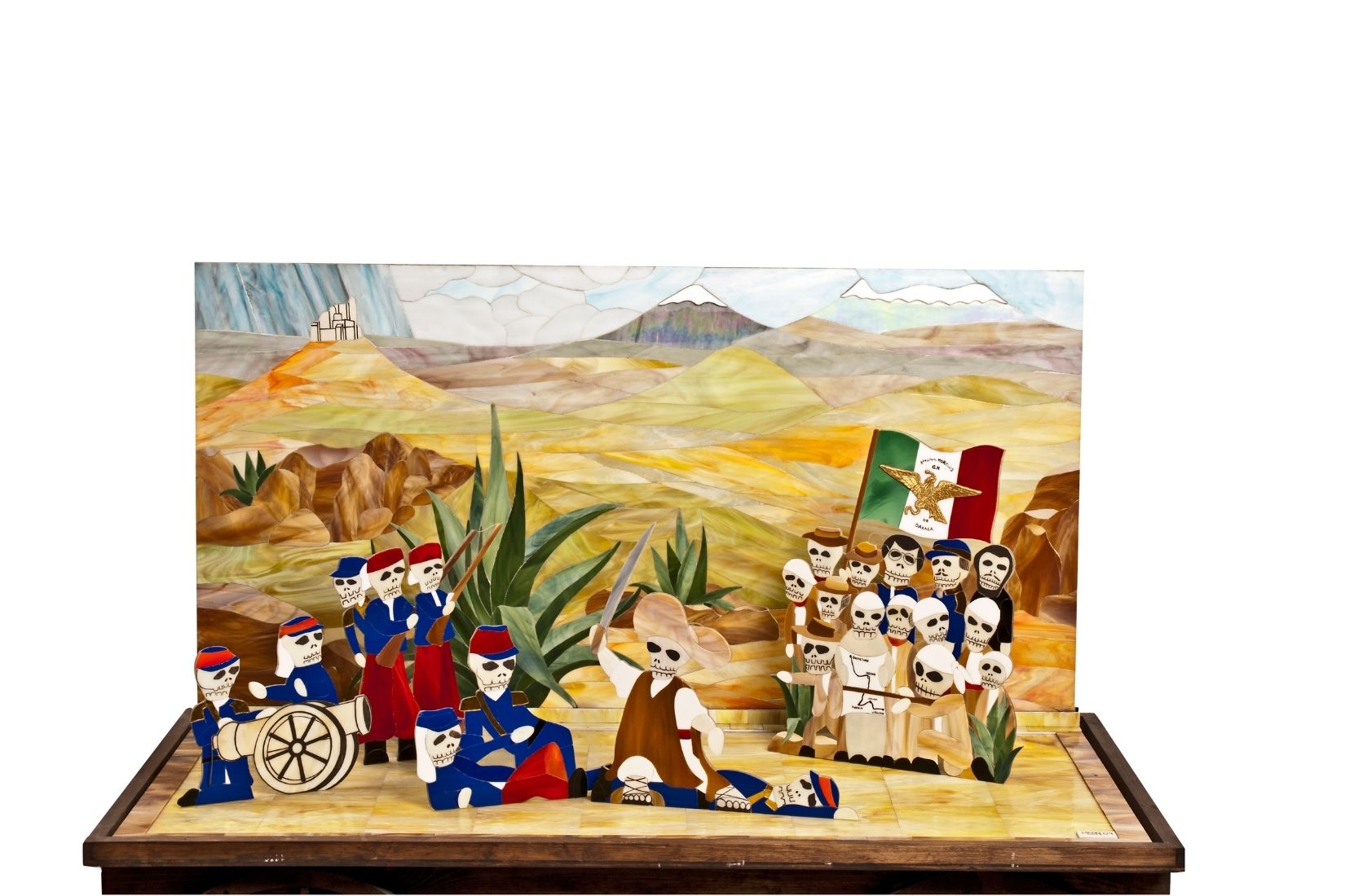 Batalla de Puebla. 5 de mayo de 1862. Vidrio recortado. Artesanos Miguel León y Citlali Yáñez. CDMX. Col. MAP. (Foto: Carlos Contreras de Oteyza).