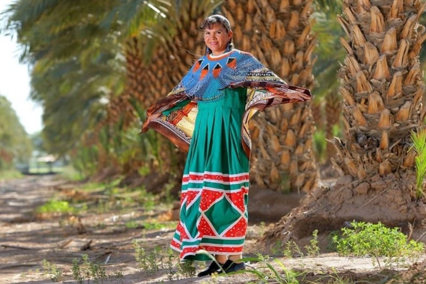 8. Amelia luciendo indumentaria tradicional cucapá. foto: El imparcial.com