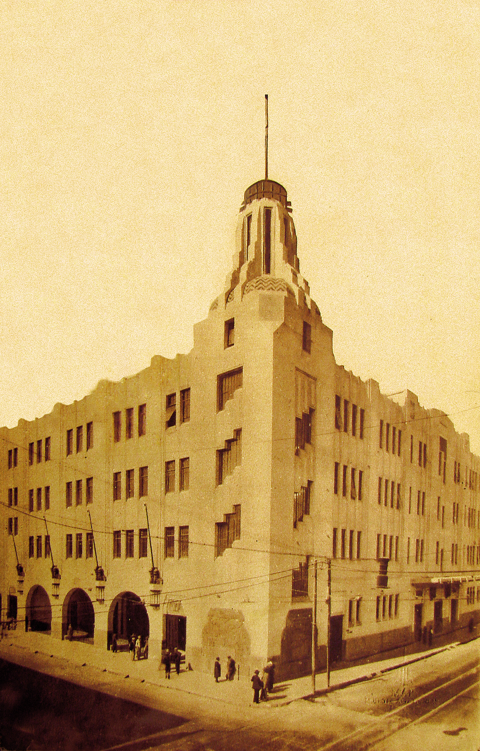 Edificio art decó construido por el Arq. Vicente Mendiola en 1928 para Inspección General de Policía y Cuartel Central de Bomberos.