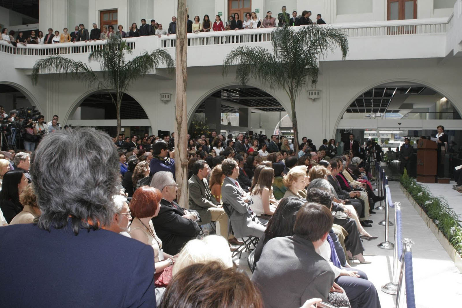 Invitados a la inauguración del Museo de Arte Popular. (Foto: AmigosMAP).