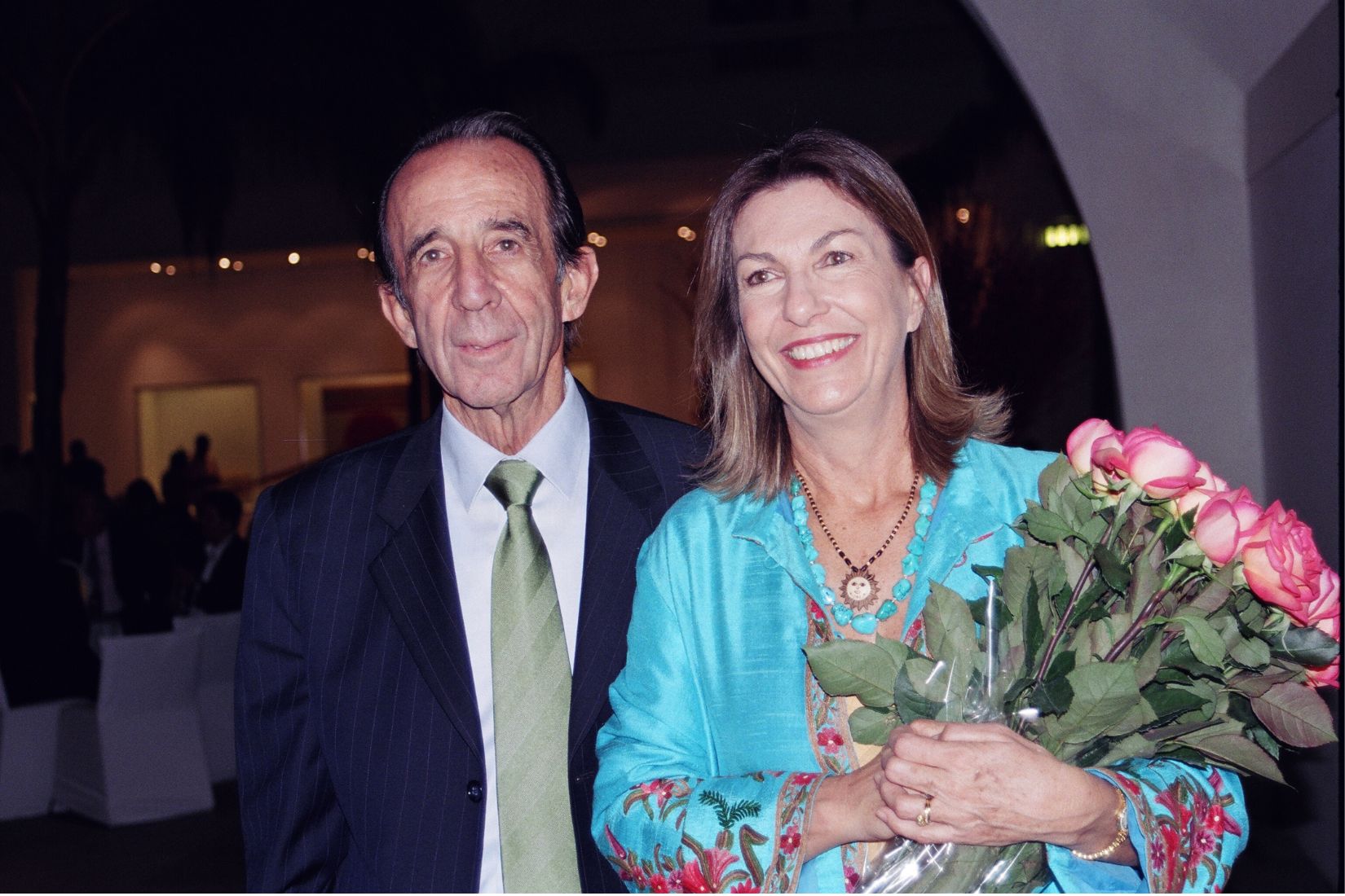 Manuel Arango y Marie Thérèse Hermand de Arango en la presentación del libro Arte del Pueblo, Manos de Dios, Tomo I . 2007. (Foto: AmigosMAP).