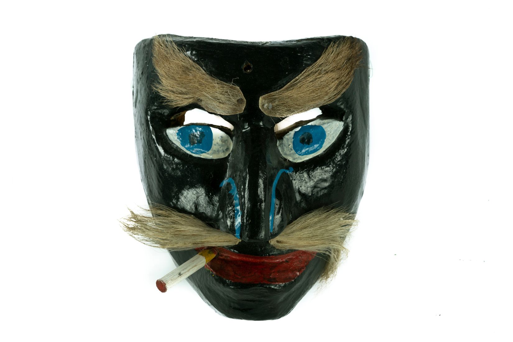 Máscara en madera tallada y policromada. Artesano y procedencia desconocidos.  Col. Amparo Espinosa Rugarcía donada a AmigosMAP. (Foto: EKV).
