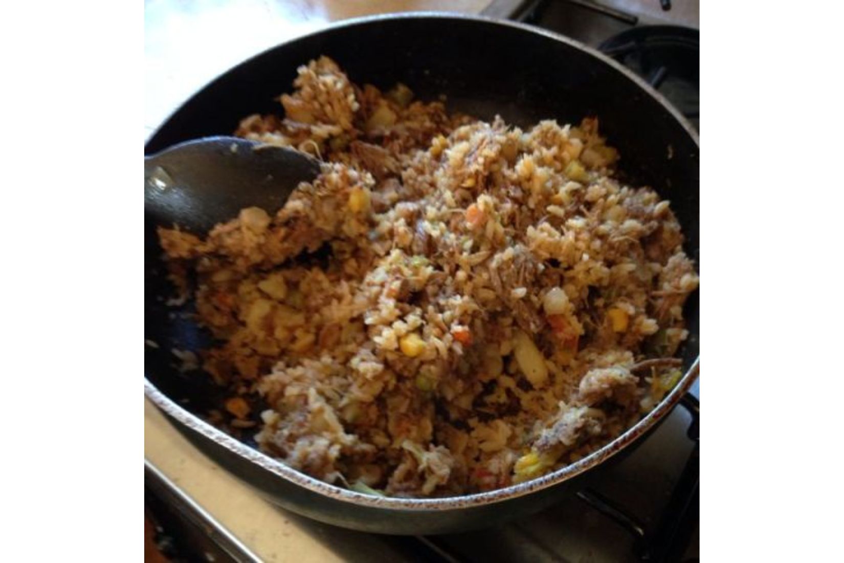 El machacado con huevo es otro platillo consagrado. Cabe mencionar sus orígenes prehispánicos