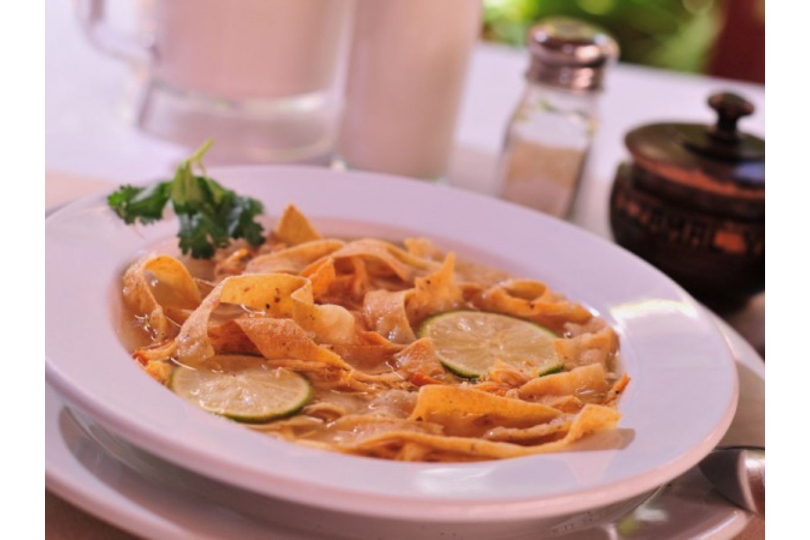 Sopa de Lima. (Foto_ Secretaría de Fomento Turístico de Yucatán)